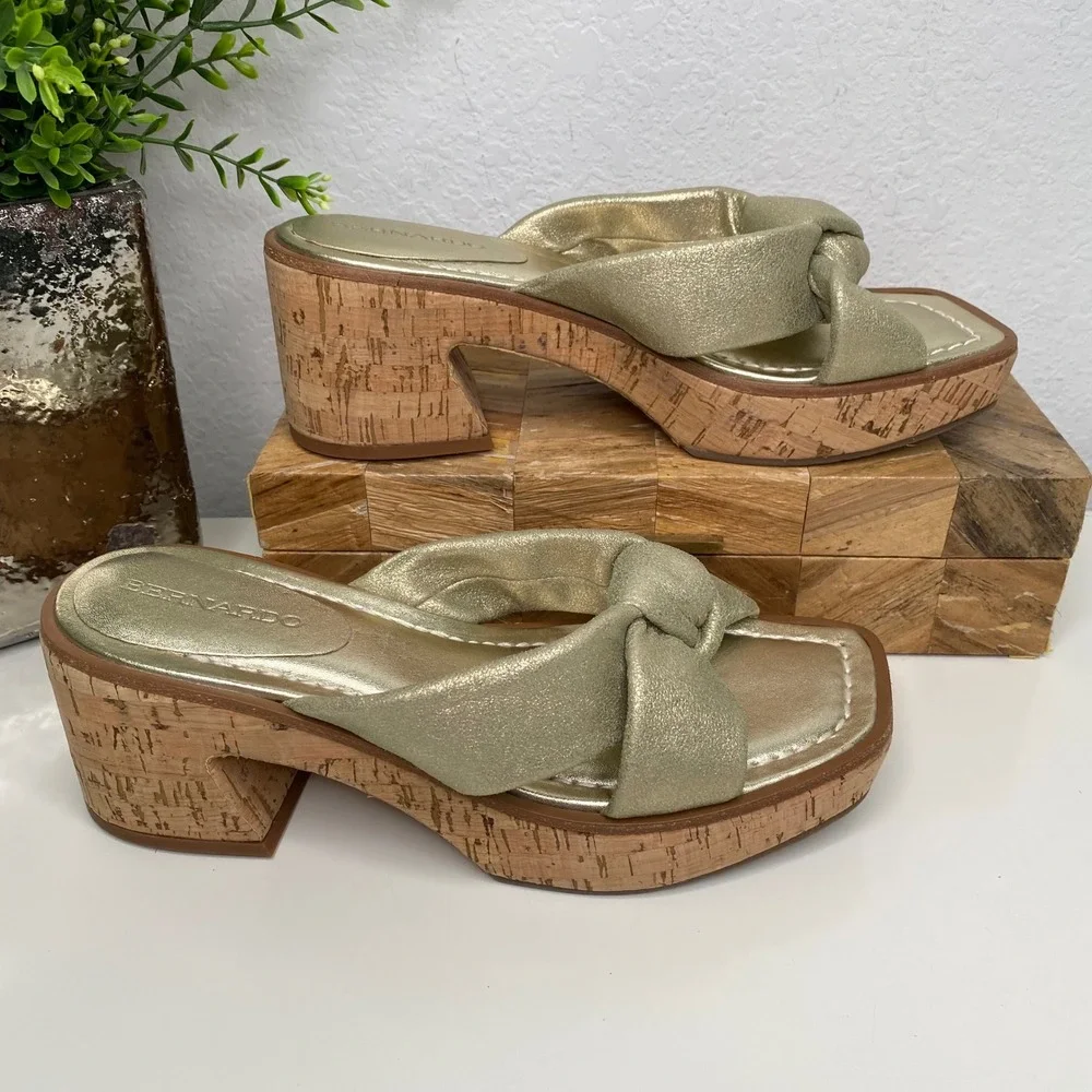 Bernardo Jolie Metalic Champaign Knot Platform Cork Heels Women's Size 7.5M‎